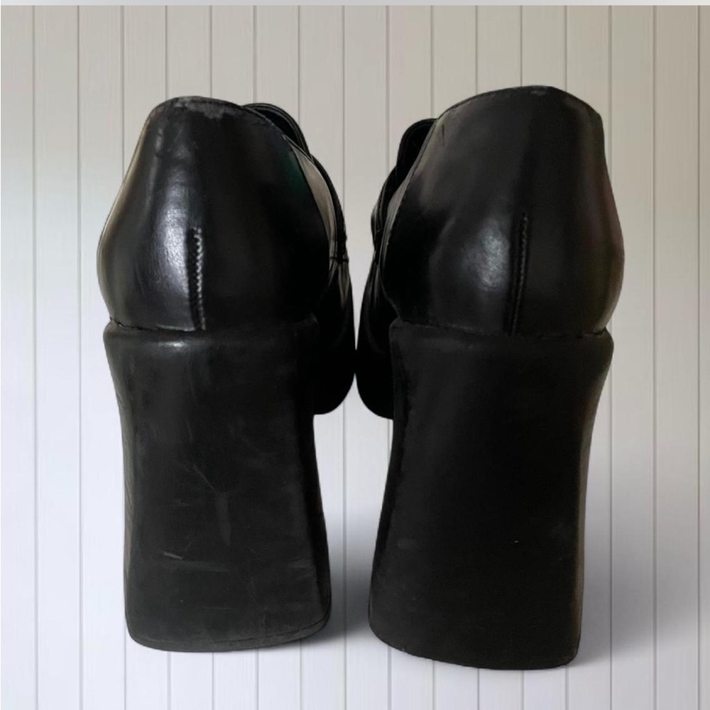 SOLD Vintage 90s Y2K LEI Faux Leather Loafer Chunky Heels - Picture 5 of 8